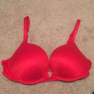 Victoria’s Secret Res 34 D plunge push up bra